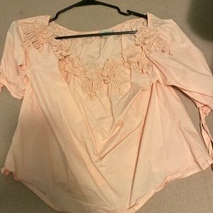 off the shoulders pink spring/summer top